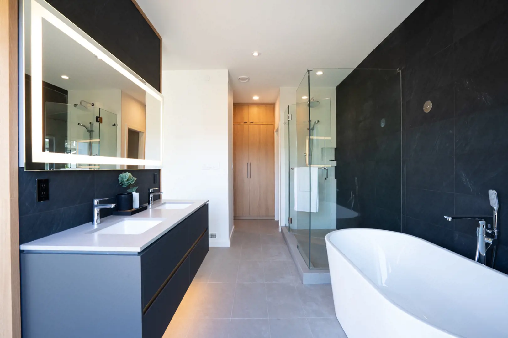 2019_10_08_02_30_49_holborn_-_university_heights-743