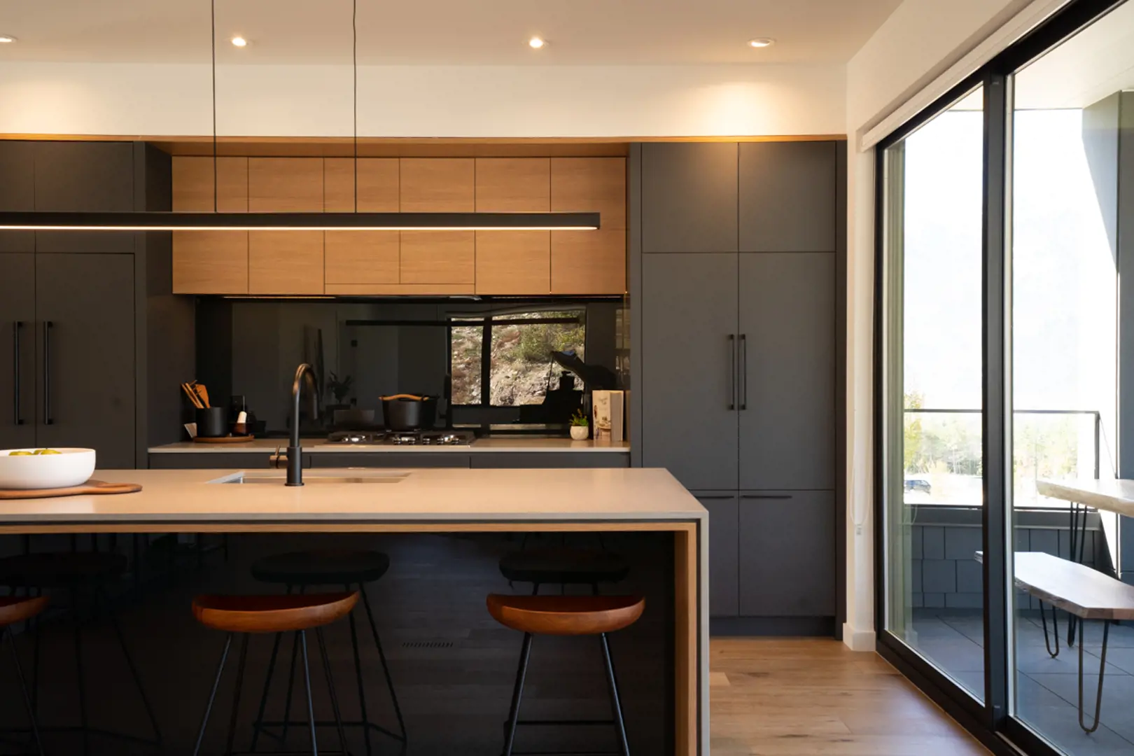 2019_10_08_02_30_55_holborn_-_university_heights-34-2